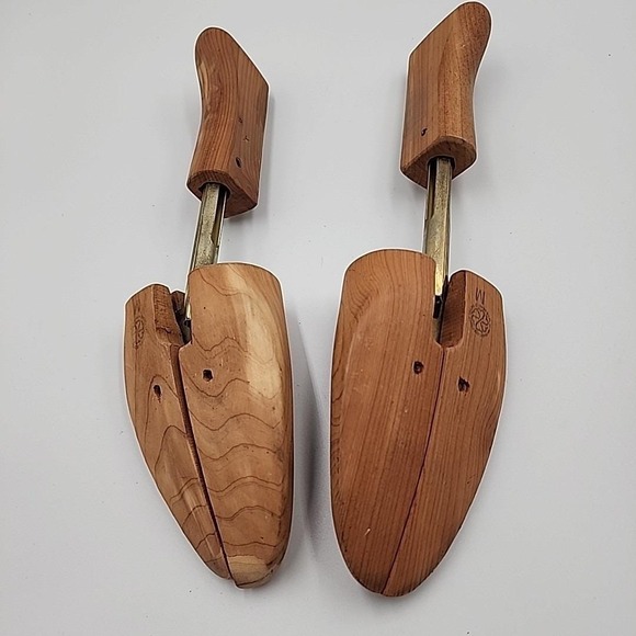 Wooden Jarman Rochester Shoe Tree Co. Shoe Stretcher Shoe keepers Size Medium - Picture 2 of 5